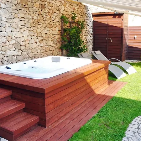Spettacolare Vista Mare - Casa Con Jacuzzi Апартаменты *