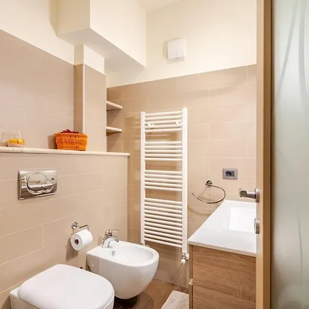 Spettacolare Vista Mare - Casa Con Jacuzzi Bergeggi