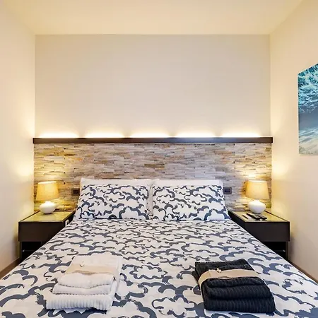 Apartament Spettacolare Vista Mare - Casa Con Jacuzzi Bergeggi